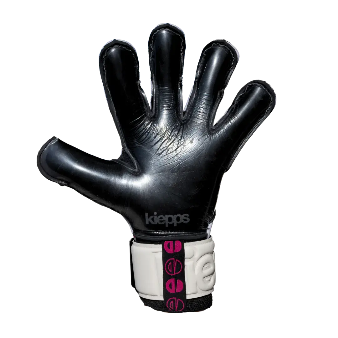 Trixtr PRO™ Leaves A Mark Goalkeeper Gloves kiepps