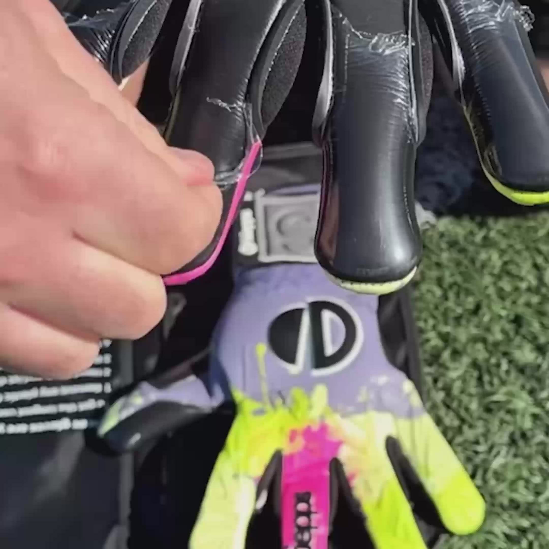 ゴールキーパーグローブ | ジャッカル PRO | 高粘着 Grip | Kiepps
